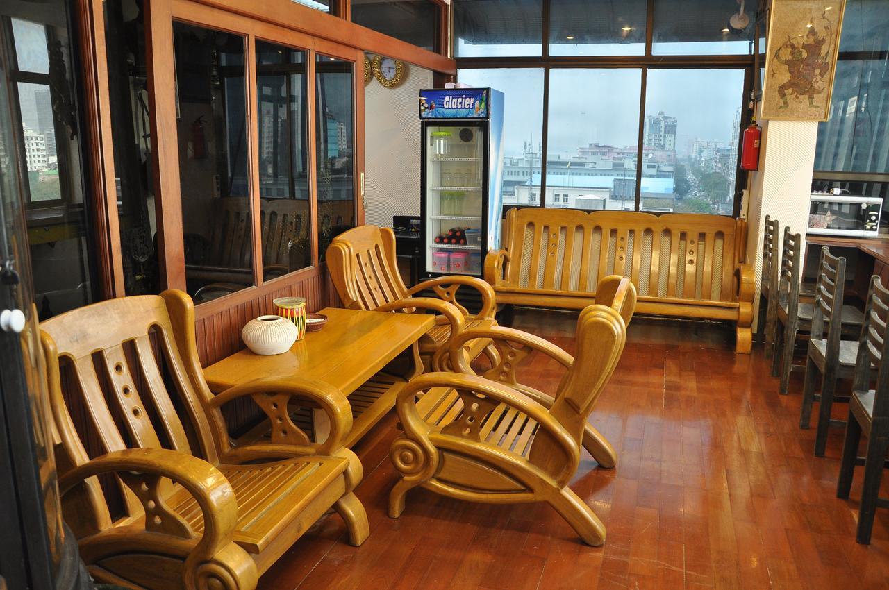 Asian Bliss Myanmar Hostel Янгон Экстерьер фото